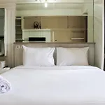 Well Furnished Studio Room At Signature Park Grande Apartment By Travelio